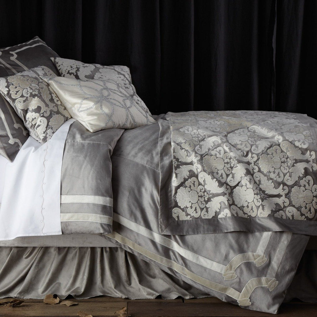 Lili Alessandra Guy Large Border Pillow – The Bella Cottage Inc.