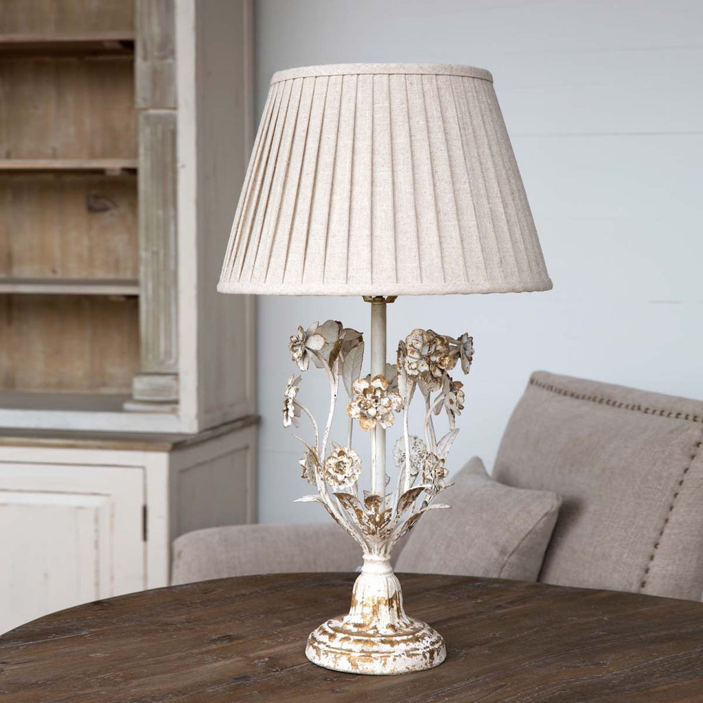 Bouquet Metal Lamp Table Lamp Farmhouse Designs   