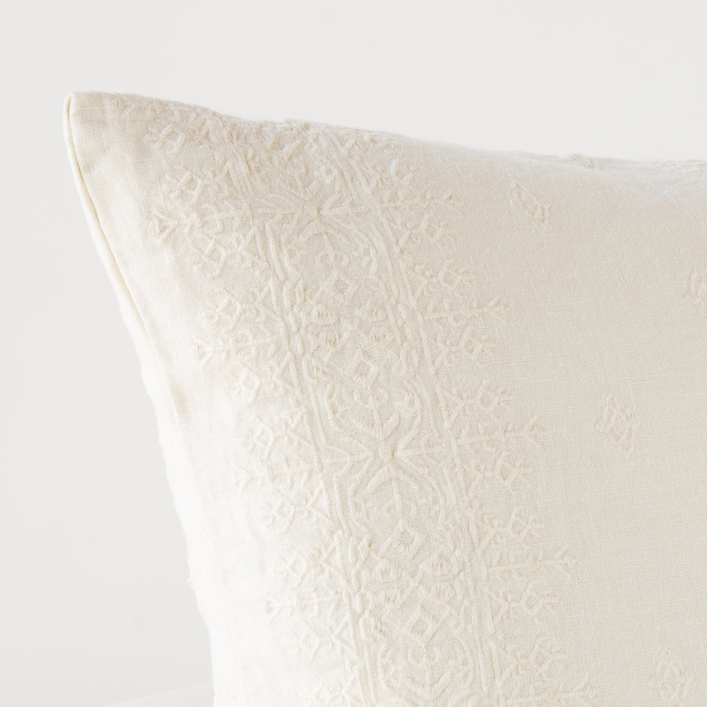Bella Notte Ines Lumbar Pillow Decorative Pillows Bella Notte Parchment Add Insert 