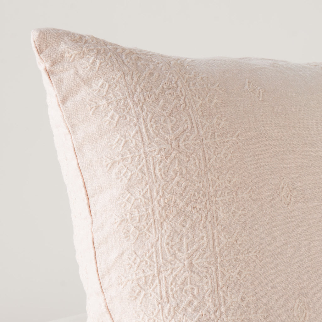 Bella Notte Ines Lumbar Pillow Decorative Pillows Bella Notte Pearl Add Insert 
