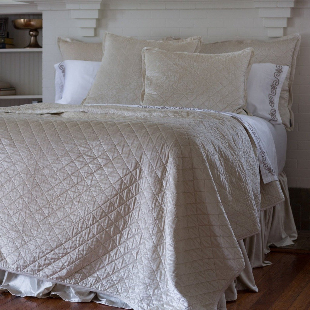 Lili Alessandra Chloe Diamond Quilted Coverlet Quilts & Coverlets Lili Alessandra Ivory Queen 