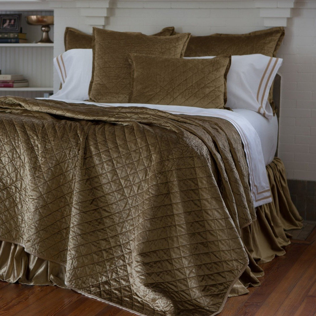 Lili Alessandra Chloe Diamond Quilted Coverlet Quilts & Coverlets Lili Alessandra Straw Queen 